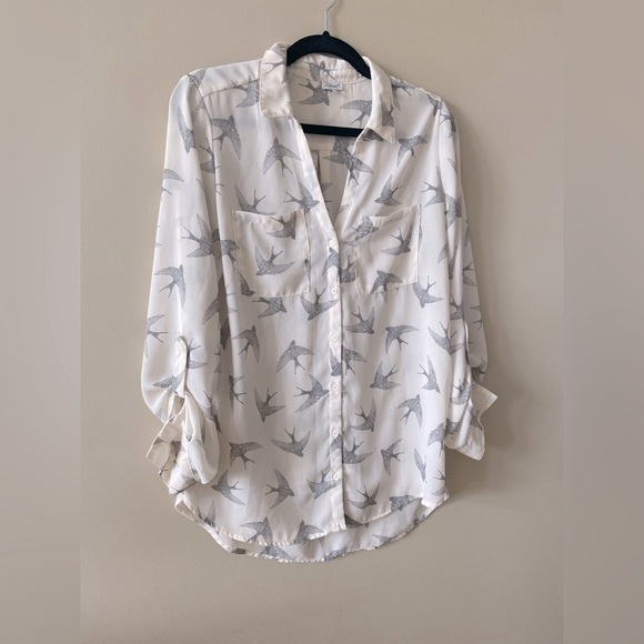Kismet Sparrow Bird White Long Blouse Button Down Shirt Size Medium - Picture 6 of 9